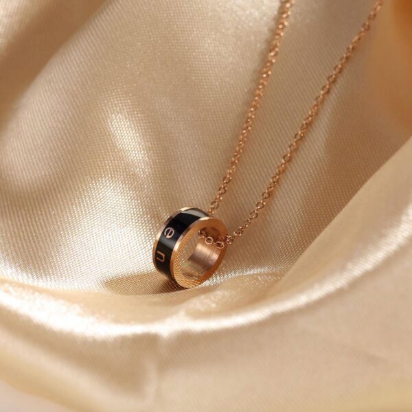 ROSEGOLD HALO NECKLACE