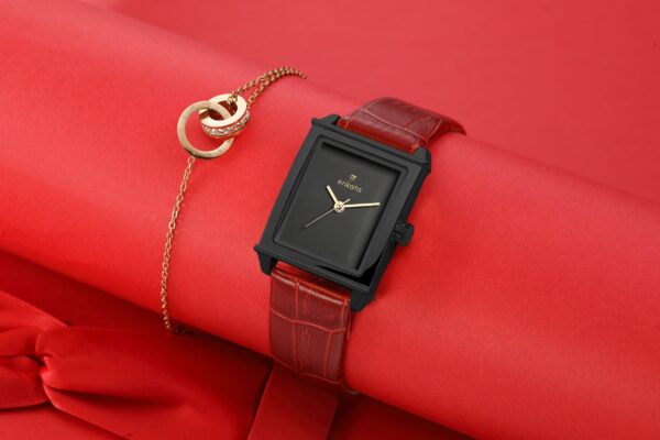 Phoenix II Black Burgundy