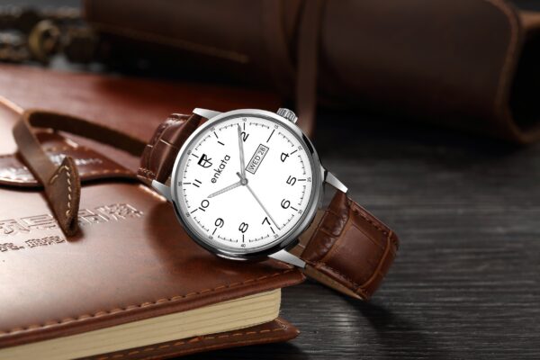 Apus II Light-Brown Leather